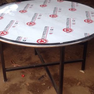 Bàn tròn inox chữ thập 1m2