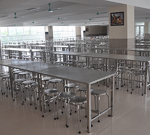 Bàn ăn công nghiệp inox