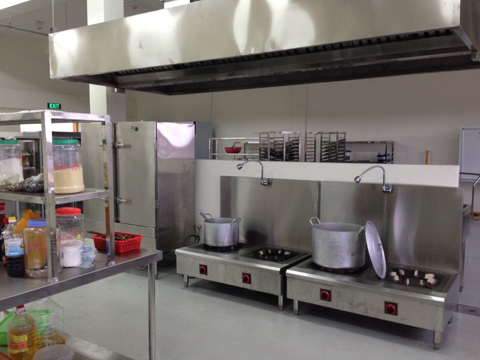 Bếp inox công nghiệp trọn bộ